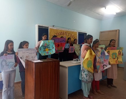women-cell-1